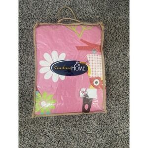 Smiling home twin size quilt & Sam set Floral 65" X 85"